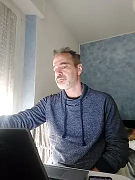 Snapshot of Marcolino183 chatting on 01.31.25 Marcolino183 online show from 01.31.25