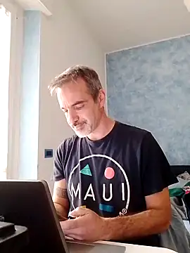 Snapshot of Marcolino183 chatting on 03.10.25 Marcolino183 online show from 03.10.25