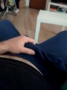 Snapshot of Marcolino183 chatting on 03.14.25 Marcolino183 online show from 03.14.25