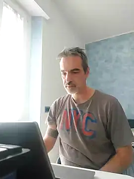 Snapshot of Marcolino183 chatting on 03.17.25 Marcolino183 online show from 03.17.25