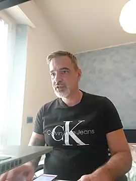 Snapshot of Marcolino183 chatting on 02.10.26 Marcolino183 online show from 02.10.26