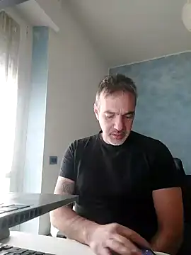 Snapshot of Marcolino183 chatting on 02.27.26 Marcolino183 online show from 02.27.26