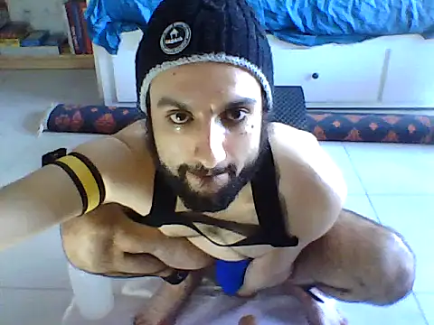 Snapshot of Elias_la_salace chatting on 02.12.26 Elias la salace online show from 02.12.26