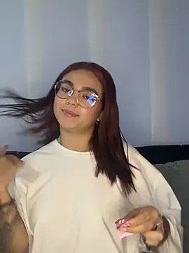 Snapshot of camianddanna chatting on 12.17.24 camianddanna online show from 12.17.24