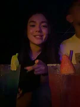 Snapshot of camianddanna chatting on 01.20.25 camianddanna online show from 01.20.25