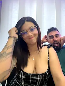 Snapshot of camianddanna chatting on 10.26.25 camianddanna online show from 10.26.25