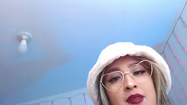 sapphire lilac online show from 03.10.25