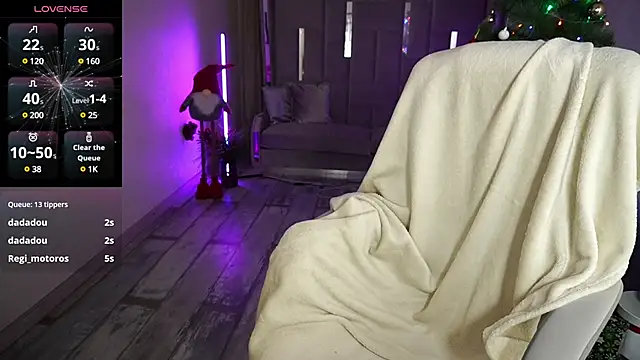 MirandaWong online show from 01.01.25