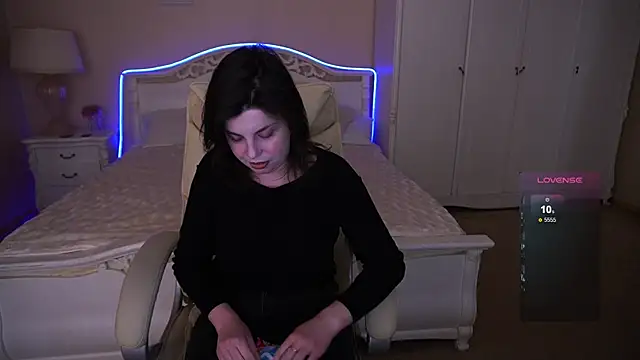 MirandaWong online show from 03.21.25