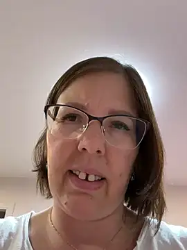 Snapshot of B_Bonya_m chatting on 03.03.25 B Bonya m online show from 03.03.25