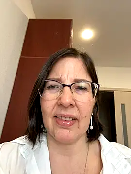 Snapshot of B_Bonya_m chatting on 09.28.25 B Bonya m online show from 09.28.25