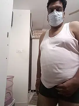 Snapshot of ridetoheaven chatting on 11.29.25 ridetoheaven online show from 11.29.25