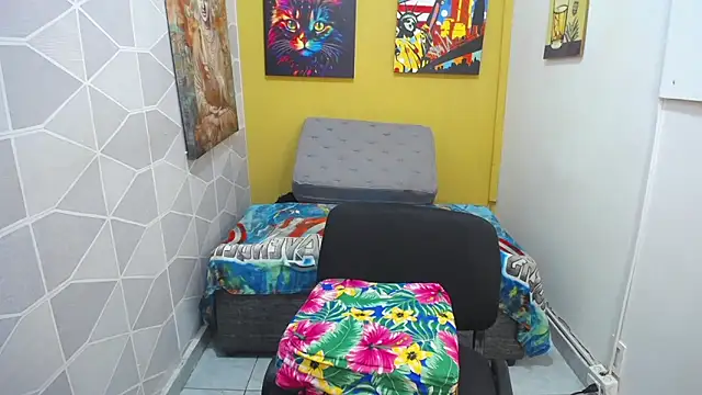 Snapshot of Agathasexy chatting on 11.24.25 Agathasexy online show from 11.24.25