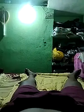 Snapshot of Karthik924 chatting on 09.15.25 Karthik924 online show from 09.15.25