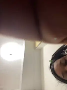 vic pretynhaa online show from 02.10.25