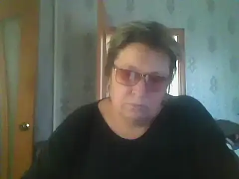 MelanieCold467 online show from 10.17.25