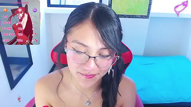 Snapshot of Catalehia_Milk chatting on 03.13.25 Catalehia Milk online show from 03.13.25