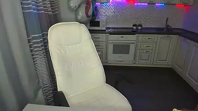 MelodyOfLovee online show from 02.05.25