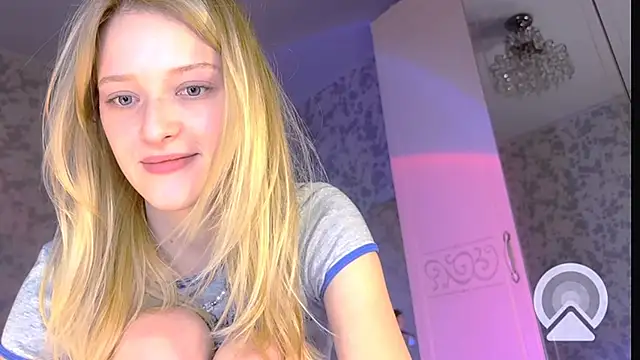 Evvie Summn1 online show from 03.09.25