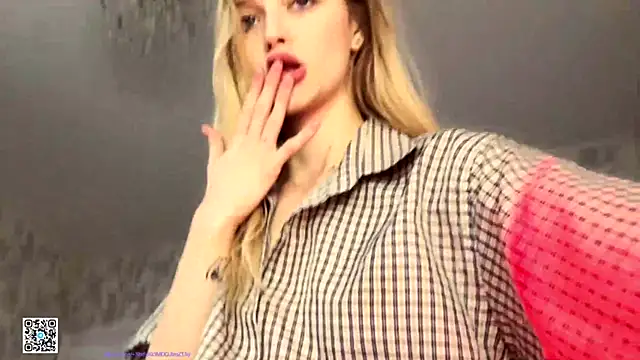 Evvie Summn1 online show from 11.16.25