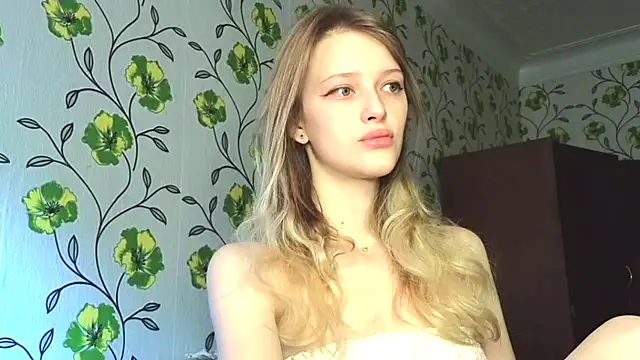 Evvie Summn1 online show from 06.14.26