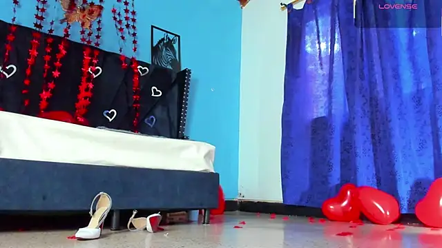 MAISE HILL1 online show from 02.14.25