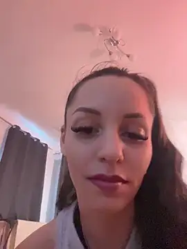 Chiara0102 online show from 05.19.26