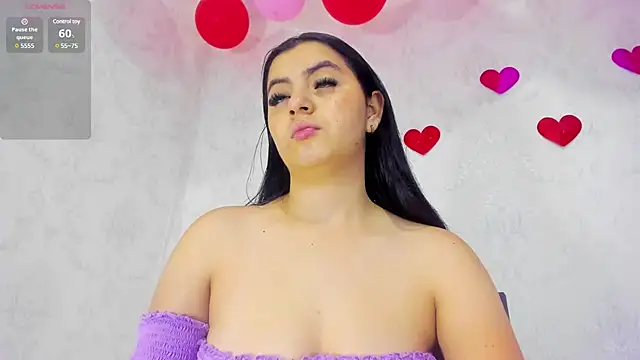 Snapshot of AnithaaYork chatting on 02.11.25 AnithaaYork online show from 02.11.25