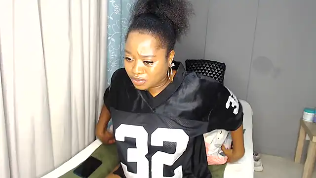 Snapshot of Sexyboobs330 chatting on 02.20.25 Sexyboobs330 online show from 02.20.25