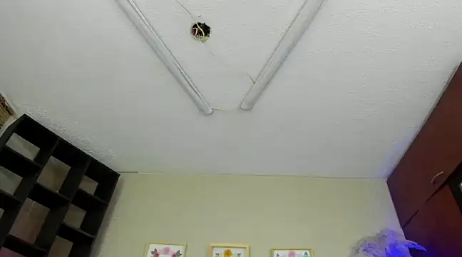 Lia Keen online show from 02.03.25