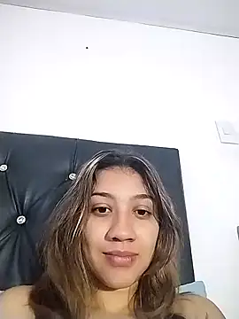 Snapshot of nina_carther chatting on 01.05.25 nina carther online show from 01.05.25