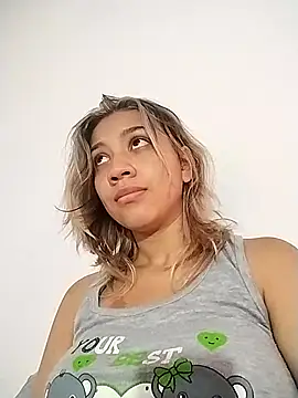 Snapshot of nina_carther chatting on 02.10.25 nina carther online show from 02.10.25