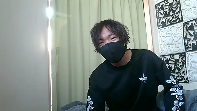 Snapshot of UKI06 chatting on 12.04.24 UKI06 online show from 12.04.24