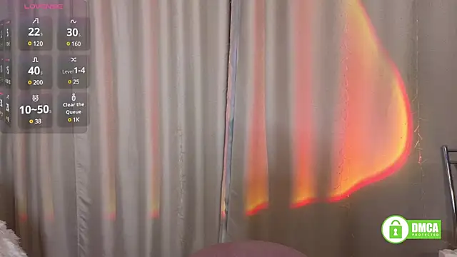 Snapshot of Hello_Vivienne chatting on 03.06.25 Hello Vivienne online show from 03.06.25