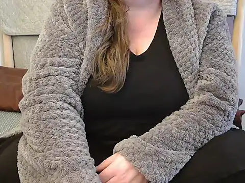 MarthaBriest online show from 03.19.25