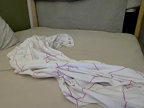 MarthaBriest online show from 09.25.25