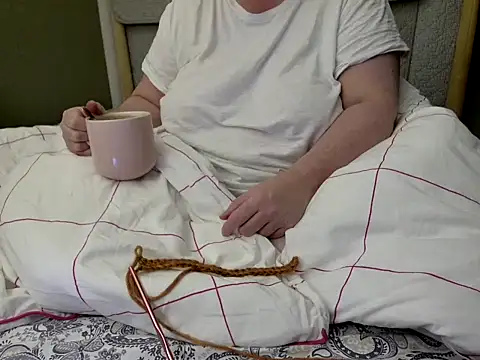 MarthaBriest online show from 10.22.25