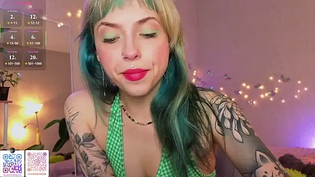 Snapshot of lavenderluxe chatting on 07.16.26 lavenderluxe online show from 07.16.26