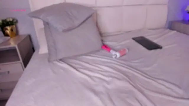 emma brooks1 online show from 03.01.25