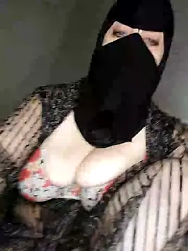 -Arab milf- online show from 12.04.24