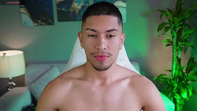 Snapshot of Aaronfox_x chatting on 01.11.25 Aaronfox x online show from 01.11.25