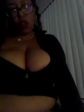 KittyKayla online show from 10.19.25