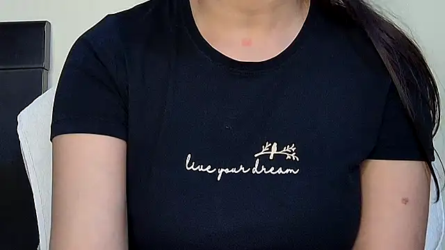 MIss-Naina online show from 10.12.25