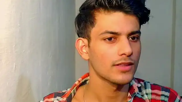 kingkartik7 online show from 10.05.25