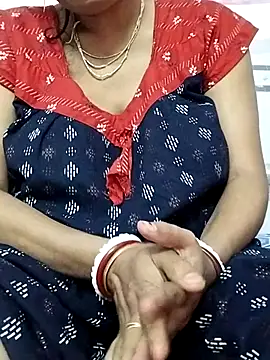 miss-Riy online show from 12.17.25