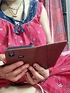 miss-Riy online show from 04.25.26