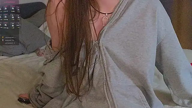 Roxie Mils online show from 01.09.25