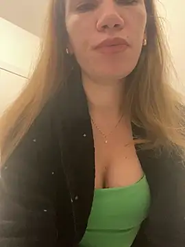 EvaRush online show from 01.20.25