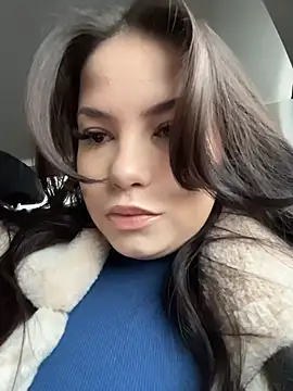 Chloe  Moon online show from 12.03.25