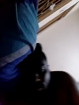 Snapshot of nikini1621 chatting on 09.10.25 nikini1621 online show from 09.10.25